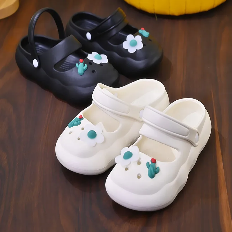 2023 Summer New Close Toe Half Slippers for Women Outerwear Flat Bottom Hole Shoes Non Slip Wear Resistant, Beach Slippers