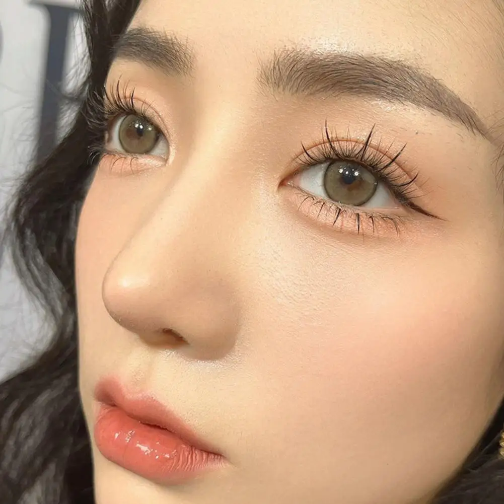 

1 Box Durable One-piece Simulation Eyelashes Fake Eyelashes Perfect Fitting Lash Extension