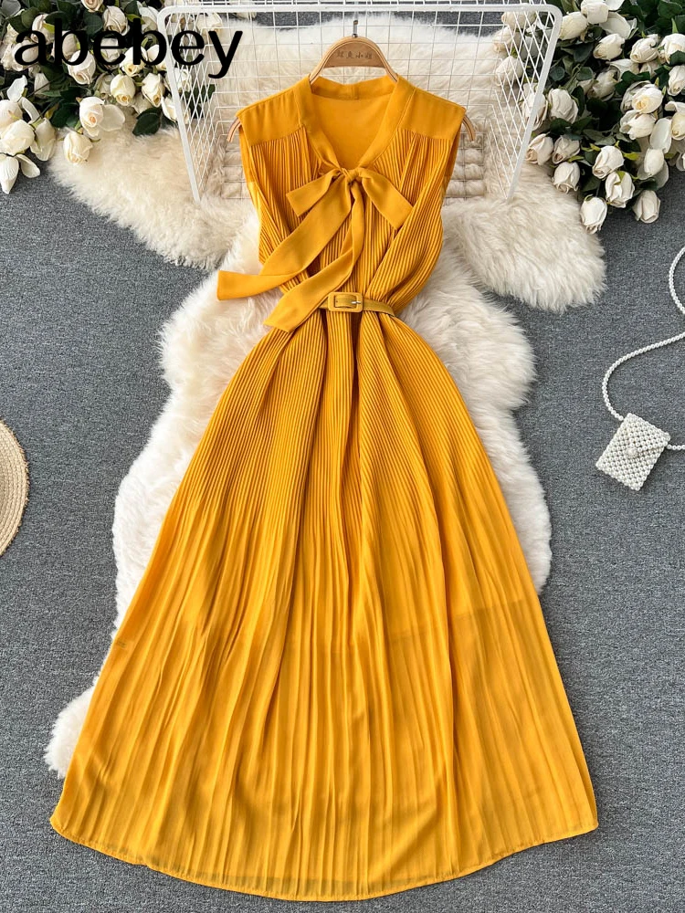 Женское шифоновое платье миди без рукавов винтажное с рюшами бантом на воротнике