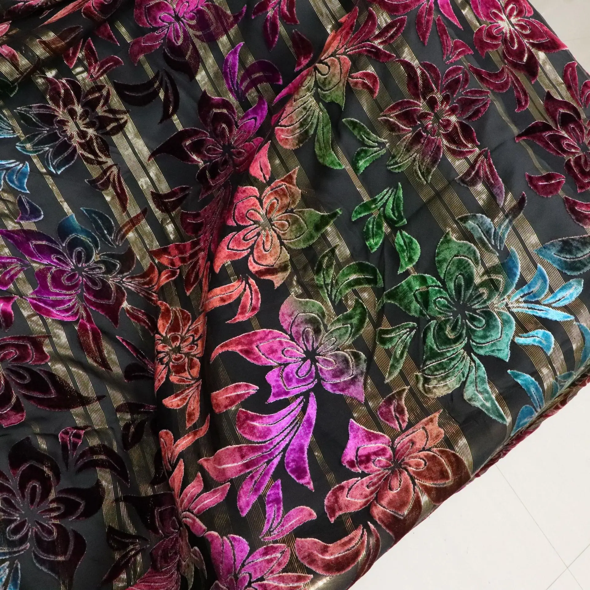 Тканая парчовая липкая бархатная нить из искусственного шелка обжженная