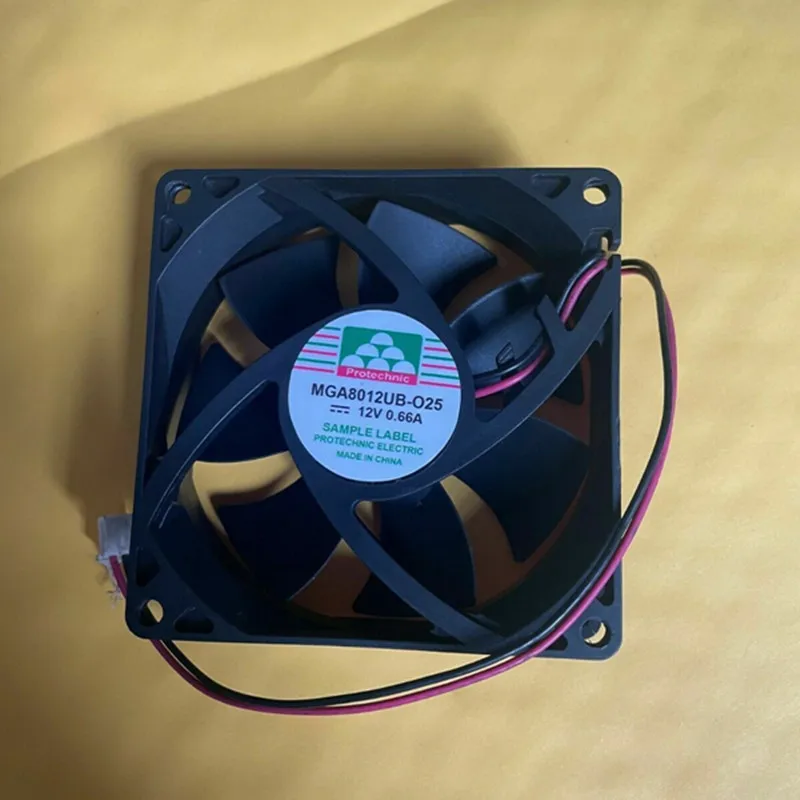 MGA8012UB-O25 8025 12V 0.66A Вентилятор охлаждения