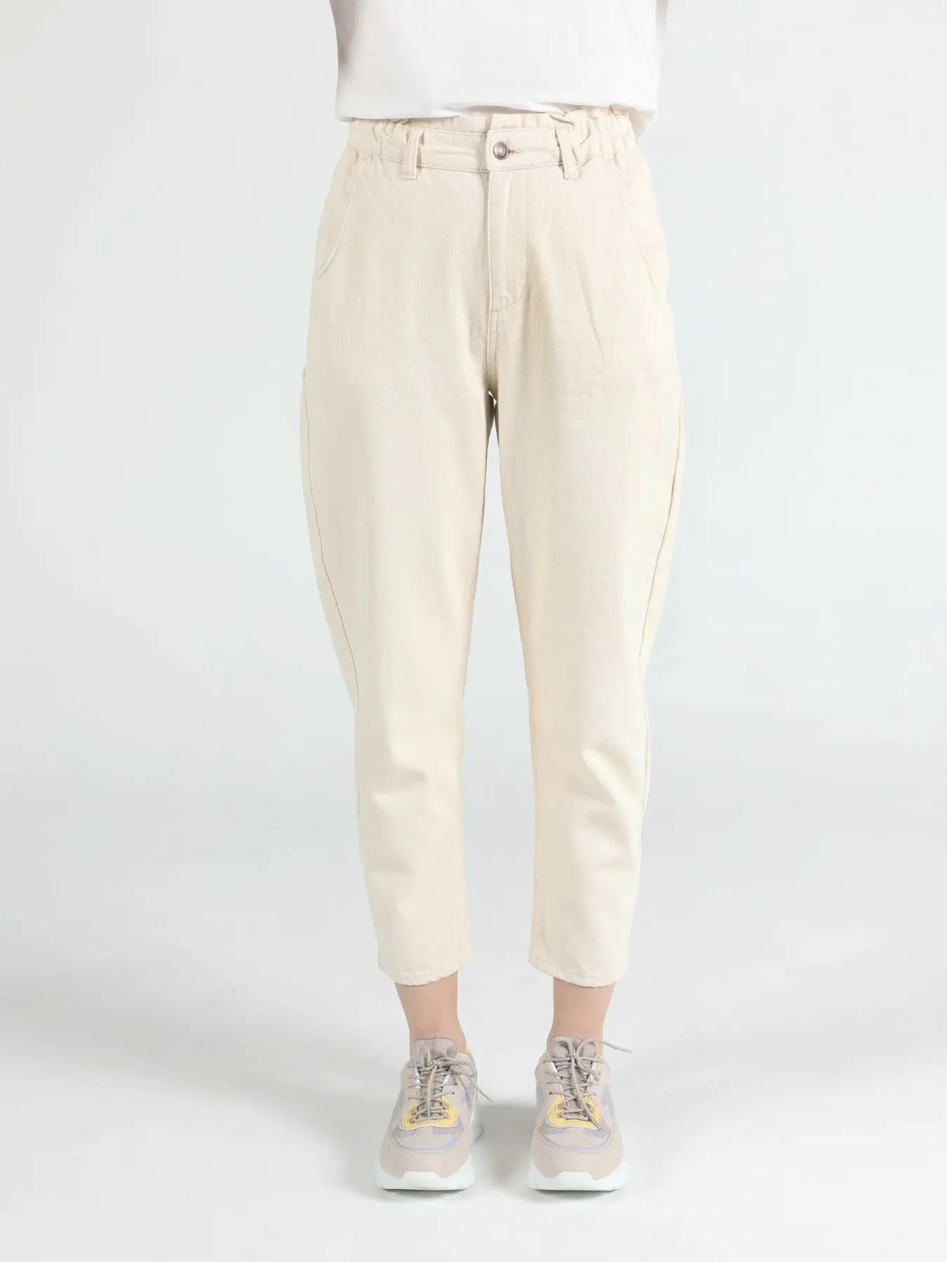 

Woman Pants