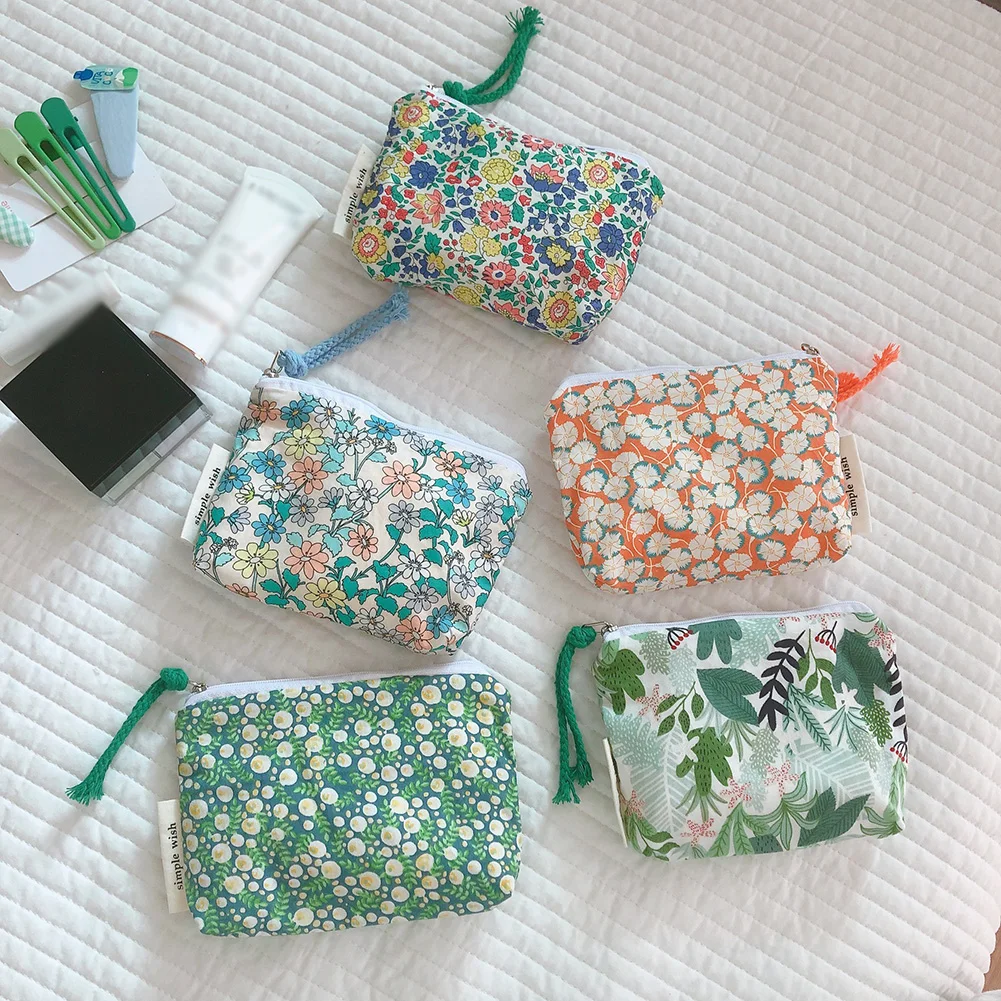 

1PC Coin Pouch Children Little Purse Headphone Bag Lipstick Makeup Case Cloth Bag Towel Bag Mini Cotton Floral Organizer Bags
