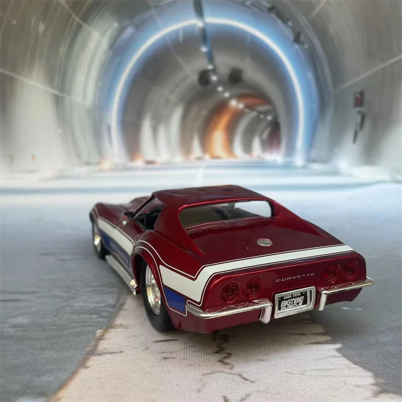 Фото Модель автомобиля Jada1969 Chevrolet Corvette Stingray ZL-1 в масштабе 1:24, из сплава, для демонстрации, подарок №3
