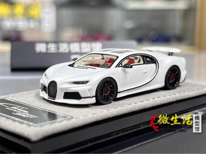 Фото Модель автомобиля HH MODEL 1:64 Chiron Supersport 300 из смолы №2