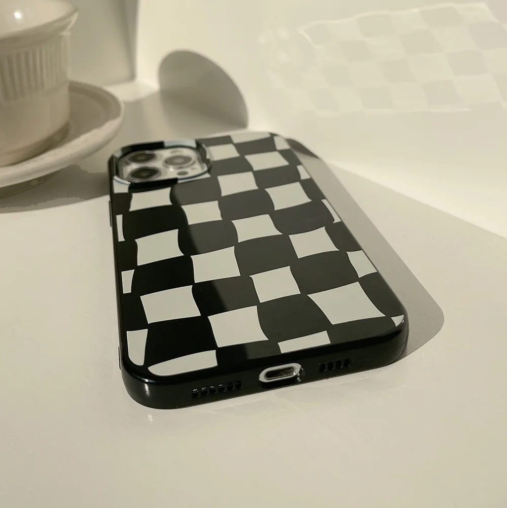 Funda de teléfono con rejilla de tablero de ajedrez clásica Retro, cubierta de TPU suave a prueba de golpes para iPhone 13, 12, 11 Pro Max, X, Xs Max, Xr, 7, 8 Plus