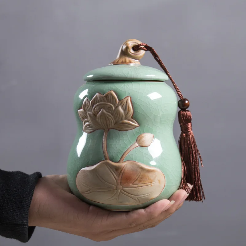 

Creative Cracked Ceramic Carving Lotus Jar Sealed Tea Box Porcelain Storage Jar Container Crafts Gift Home Decoration Ornaments