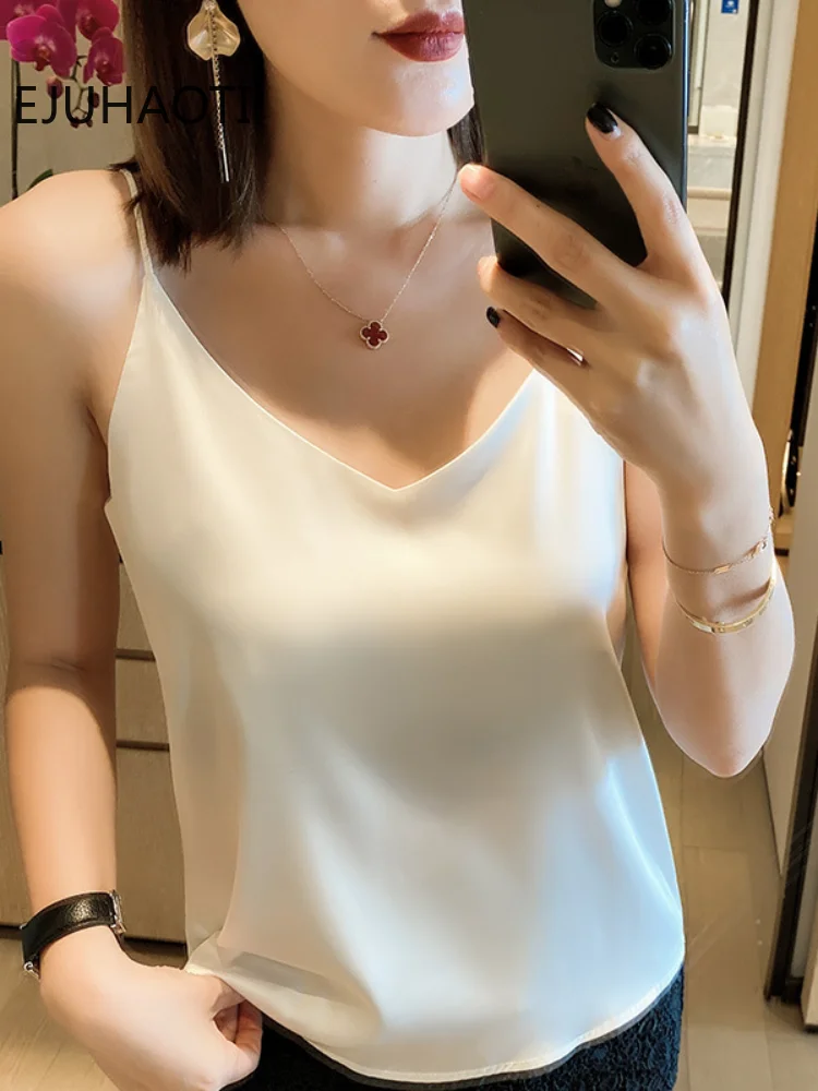

Woman Summer Real Silk Satin Face V-neck Tanks Camis 2023 New Korean Version Suit Inside Vest Pure Color Versatile Camisole