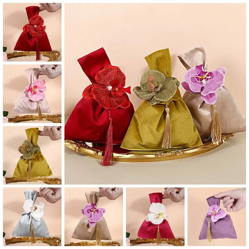 

Tassel Velvet Knot Handbag Tope Handle Vest Shape Flower Wrist Bag Jewerly Packing Bag Wedding Candy Bag Festive Sugar Bag