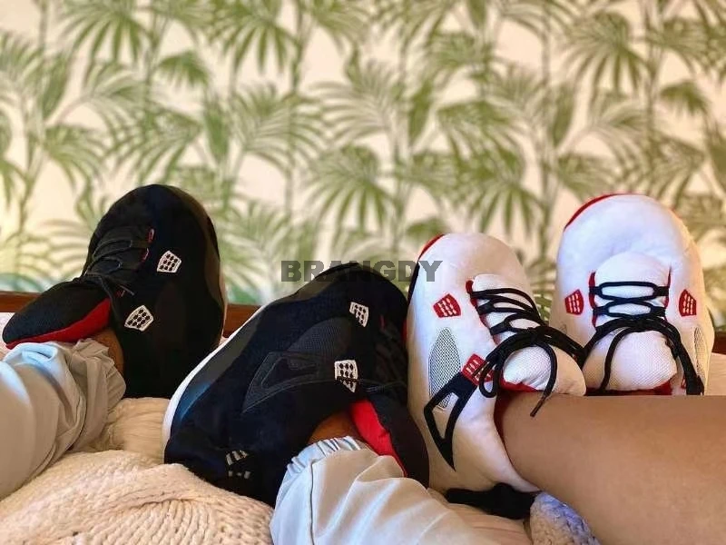 Новые подарки зимние светящиеся домашние тапочки женские женская теплая