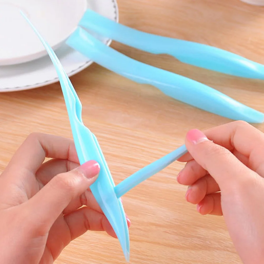

8 Creative Window Groove Cleaning Brush Cleaning Scraper Can Lid Remover for Hone Kitchen Cleaning Tool Sky- blue