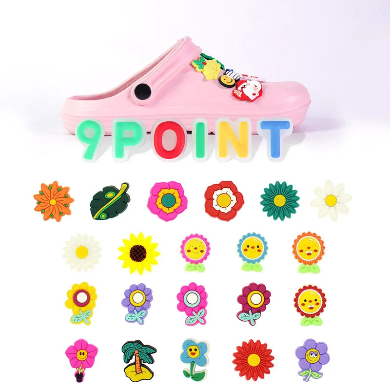 PVC Shoe Charms Cartoon smiley face flower pattern Shoe Accessories DIY Shoe Decoration Buckles for Croc Sandals Xmas Gifts Jibz
