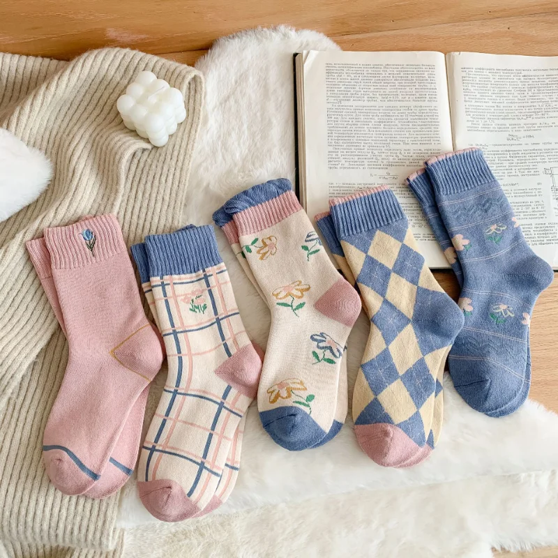

Kawaii Plaid Flower Women Socks Sweet Blue Pink Korea Style Cotton Sock Woman Comfortable Long Sock Spring Autumn Soft Cute Sock