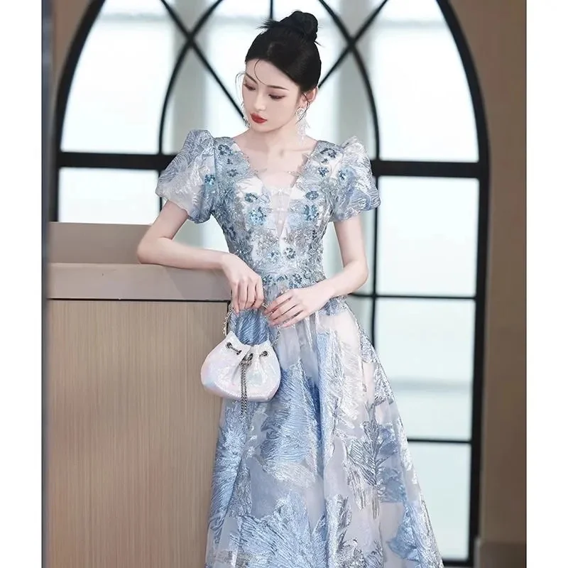 Синее вечернее платье с рукавами-пузырями и V-образным вырезом новинка 2024