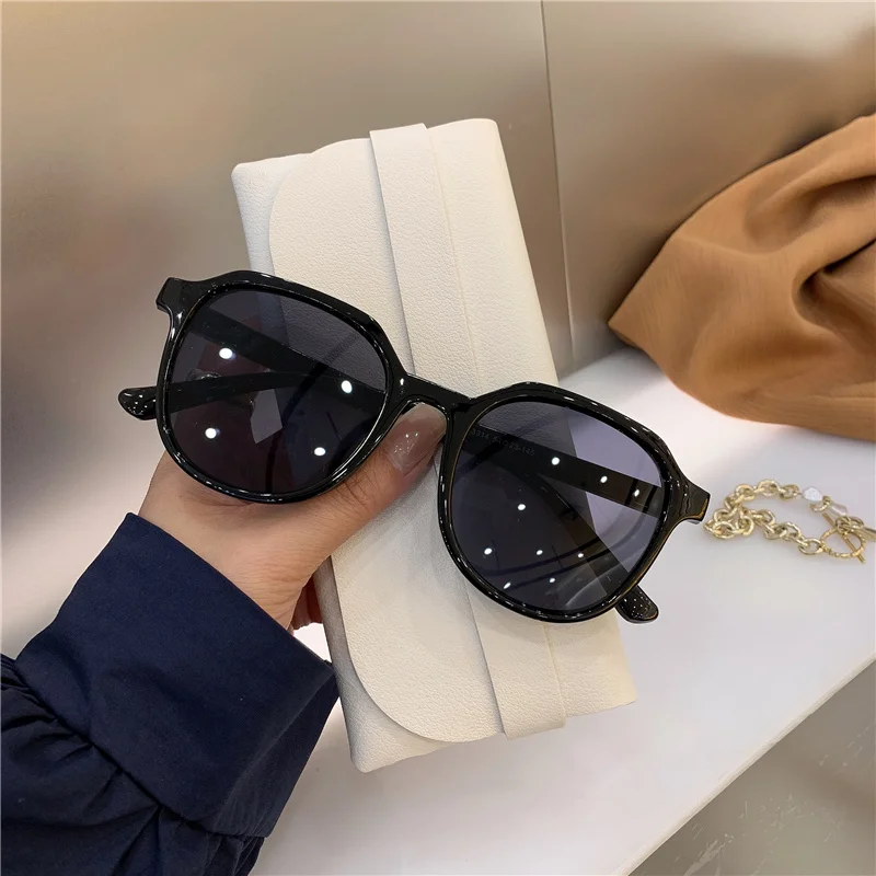 Очки солнцезащитные женские в круглой оправе модные яркие винтажные для туризма