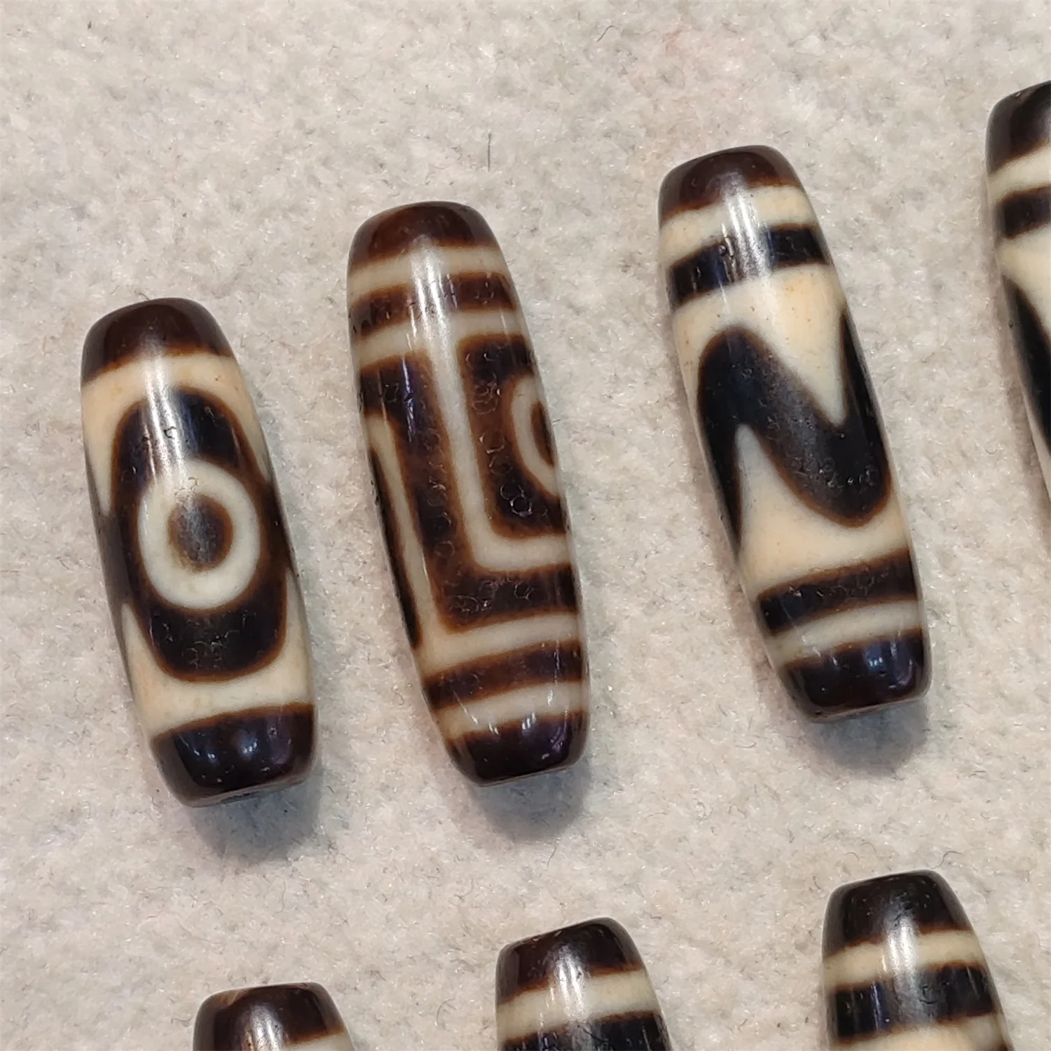 1 шт./лот натуральный Старый Агат Dzi старый материал зуб желтый 30 мм выветривающие