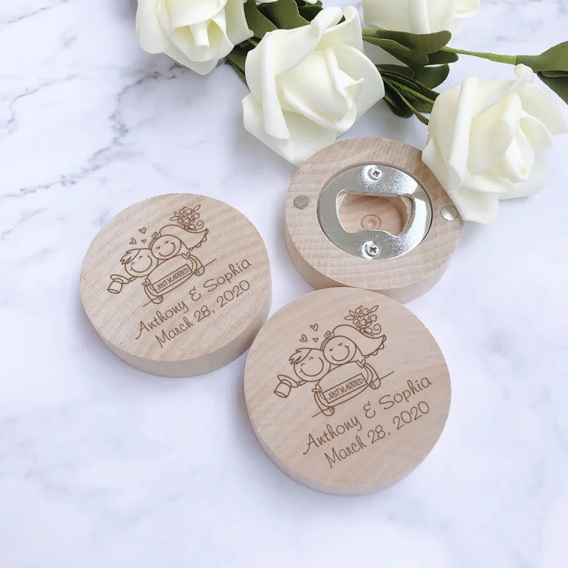 

50pcs Personalized Wedding Favors Wooden Fridge Magnet With Cap Opener Custom Engraved Wood Refrigerator Souvenir