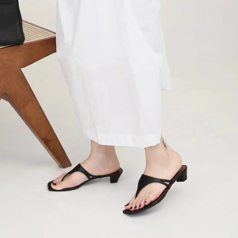 

High-end New French Style Retro Fashion Mid-heel Sandals Square Toe Chunky Heel Flip-flops for Women