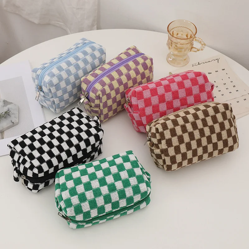 

17*9.5*7.5cm Stationary Pen Storage Bag Pen Pencil Large Capacity Cosmetic Travel Storage Bag Simple Plaid Pencil Case