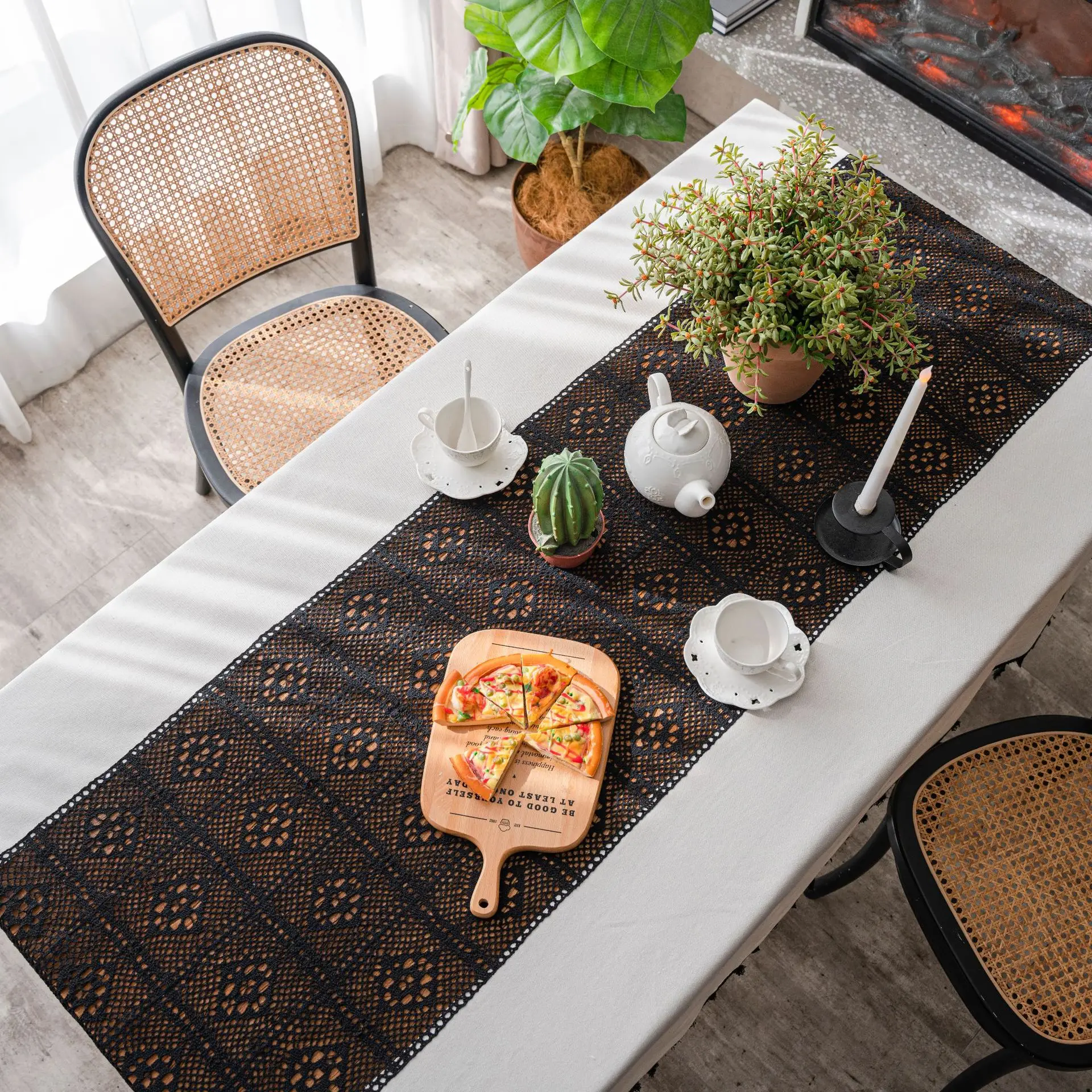 Рисунок 4 - Прямоугольная полосатая искусственная