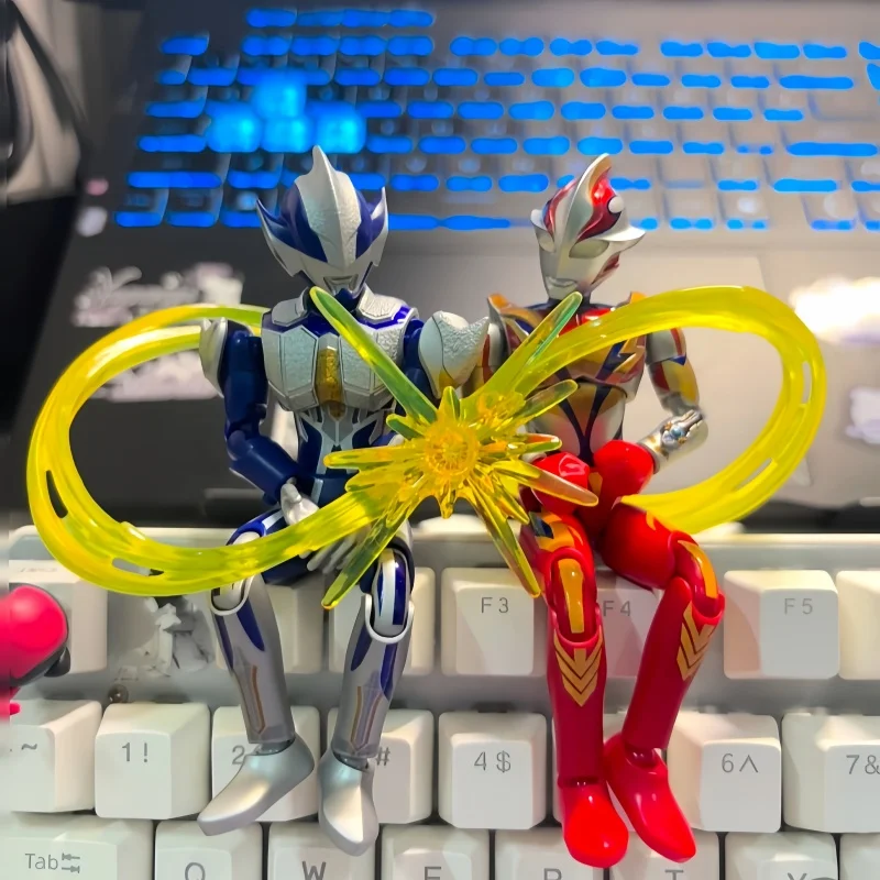Фото В наличии: Оригинальные фигурки Blokees Ultraman Star S Edition Vol 3 Taiga, конструктор, подарок на день рождения, игрушка, слепой бокс №5