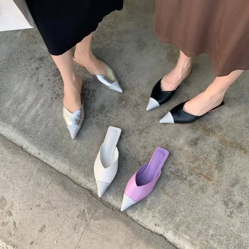 

2023 Summer New Pointy Flat Fashion Baotou Slippers Sandals