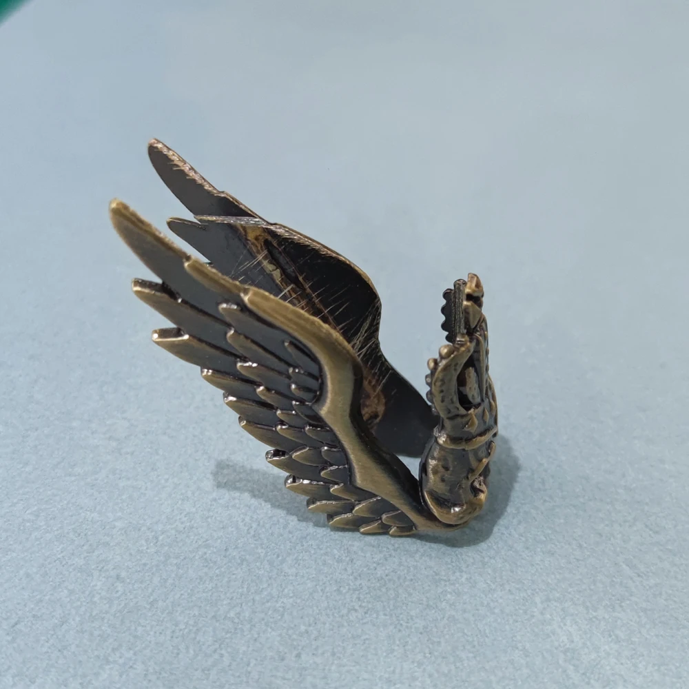 

Fashion 3D Bronze Angel & Demon Wing DIY Metal Badge For ZP Kerosene Oil Lighters Grind Wheel Lighter Decor Accessory Wholesale