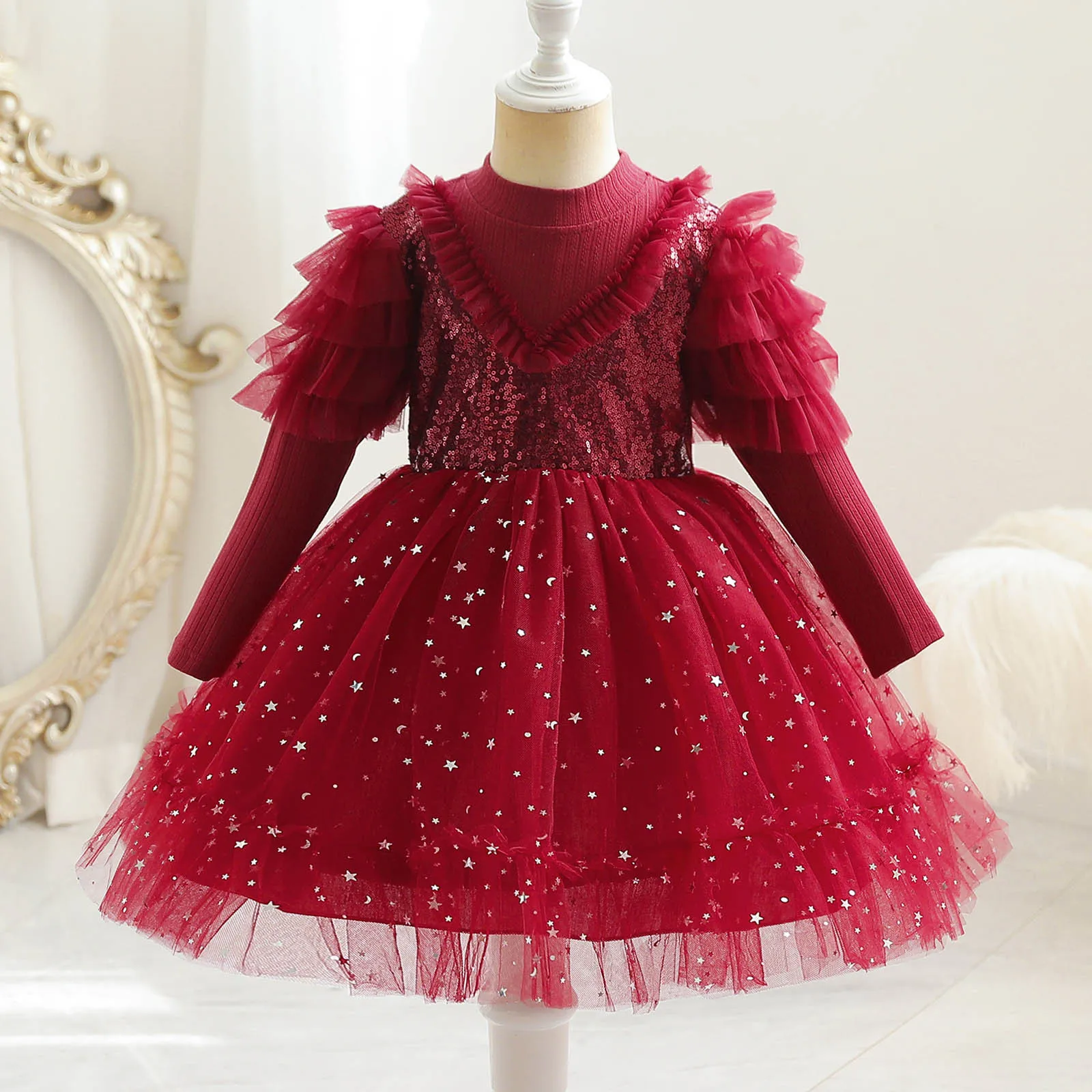 

Детское кружевное платье с длинным рукавом, с оборками