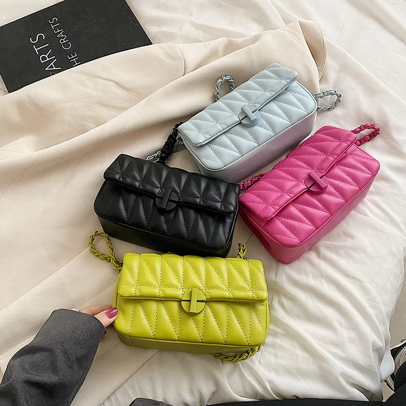 FUNMARDI New 2022 Chain Shoulder Bag Female Quilted Women Crossbody Bags Small Square Bag High Quality PU Messenger Bag WLHB3200