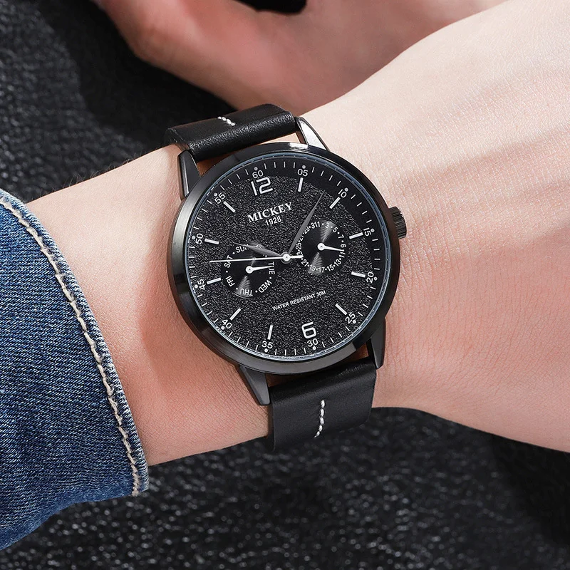 

Disney Men's Watch Fashion Belt Men's Watch Sunday Trend Personalized Casual Wear 299