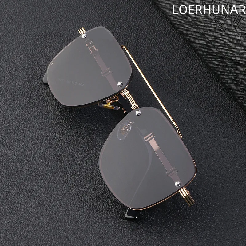 

New Men's Square Sunglasses Fashionable Pilot's Large Frame Glasses UV And Radiation Proof Double Beam Outdoor Sunglasses