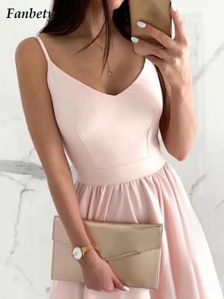 

Платье-миди женское однотонное на тонких бретельках, с воланом и V-образным вырезом