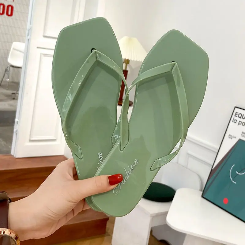 Comfortable Women's Flip Flops Summer New 2023 Fashion Slipper Designer Elegant Mirror Luxury with Free Shipping Slippers Woman