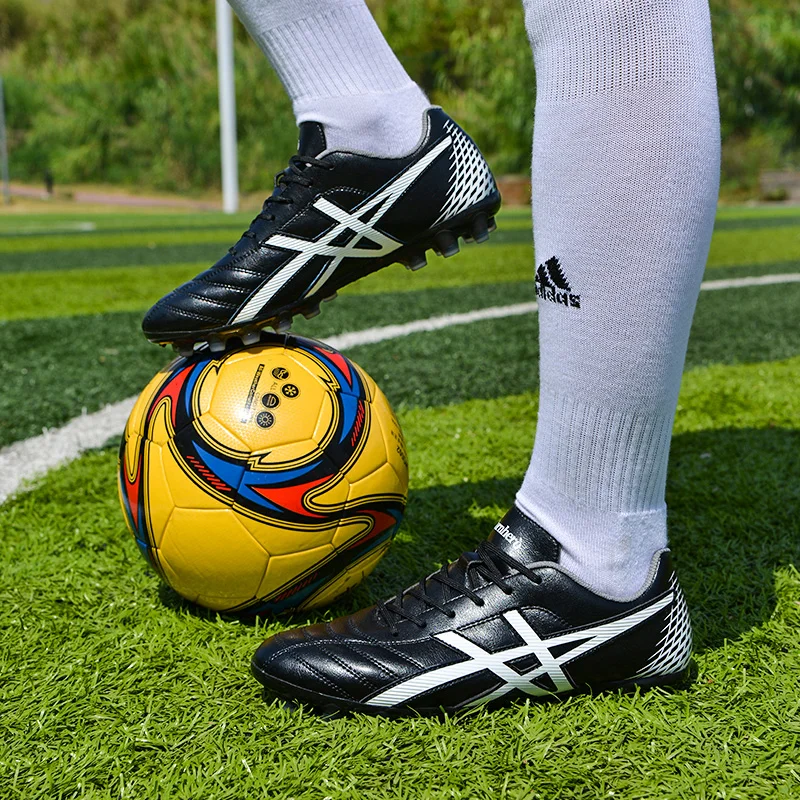 New men's professional football shoes non-slip FG/TF grass training football shoes youth outdoor sports football sneakers