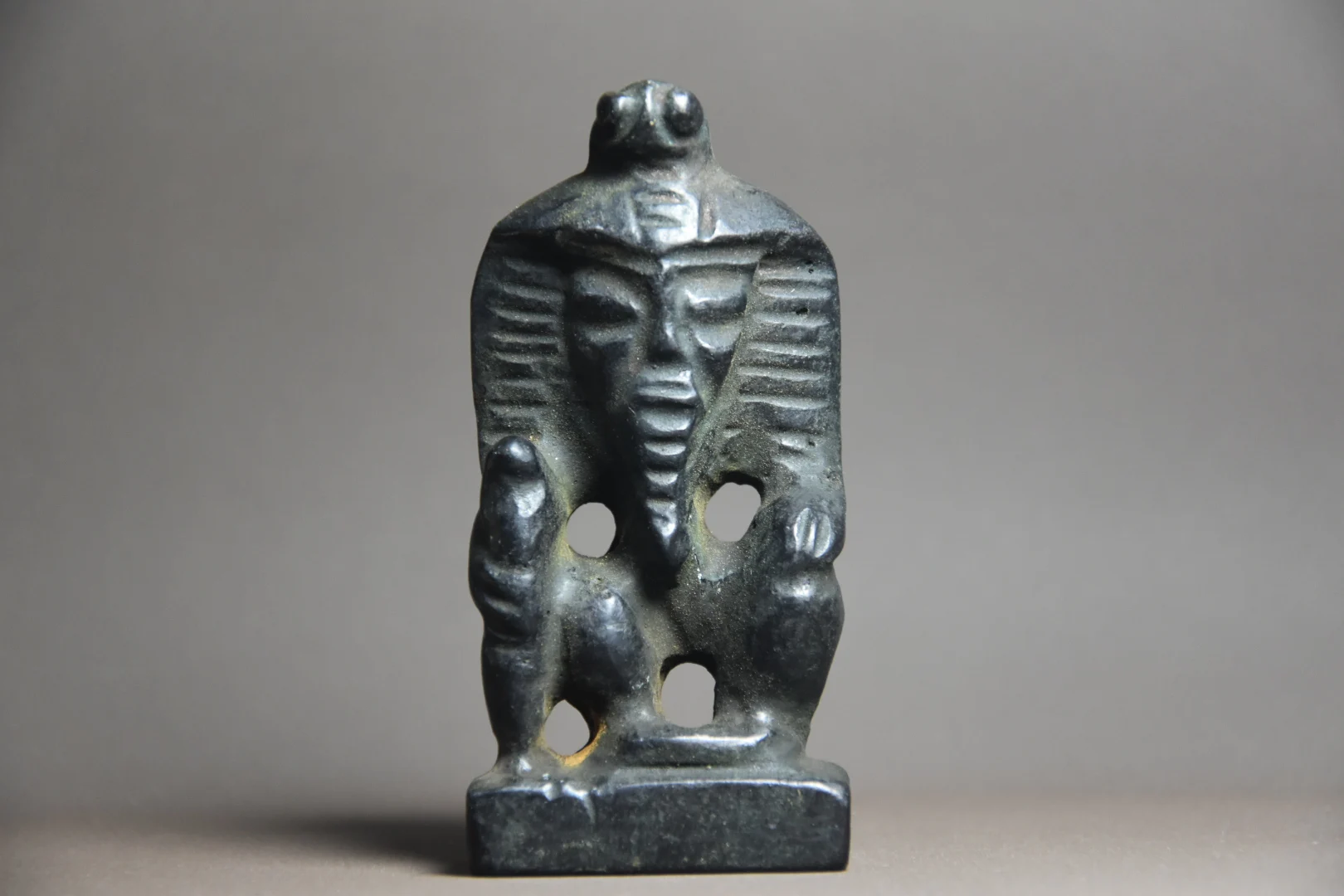 

Chinese Hongshan culture meteorite iron collection wenplay (Pharaoh Sun God) pendant