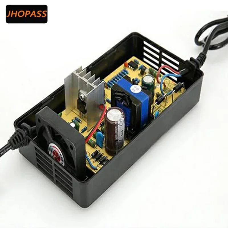 Фото Зарядное устройство для литий-ионных аккумуляторов 16S 58.4V5A LiFePo4, подходит для батарей 16S 58,4 в 48 в 51,2 В переменного тока 110-220 В, умное зарядное устройство с вилкой EU/US №2