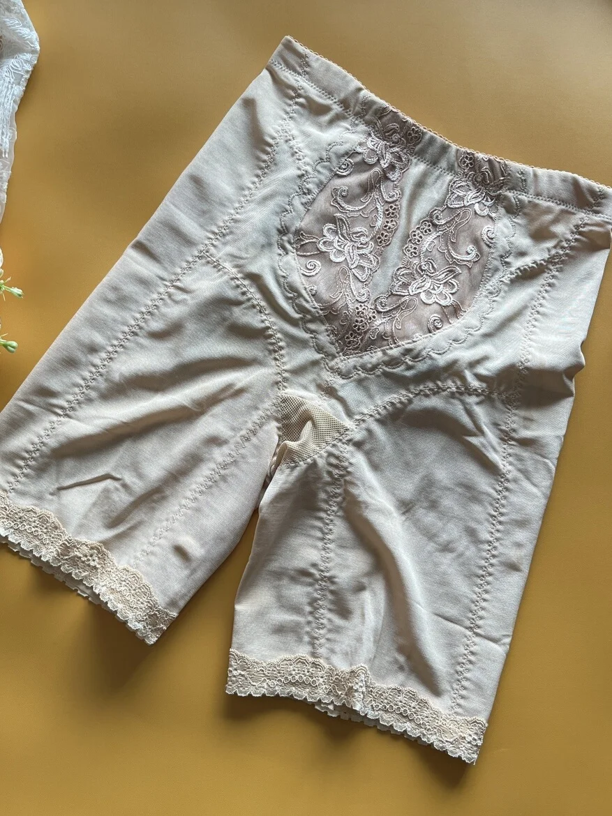 Foreign Trade High end Strong Pressure Tight Version Beau Salon Figure Manager Belly Holding Buttock Lifting Leg Closing Cr...