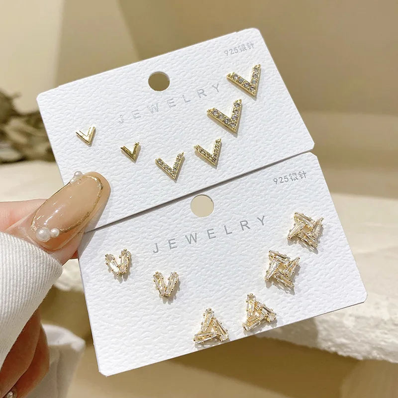 

VSnow Minimalist Exquisite Heart Windmill Stud Earring for Women Fashion Cross Geometric V Shape Rhinestone Earring Jewellery