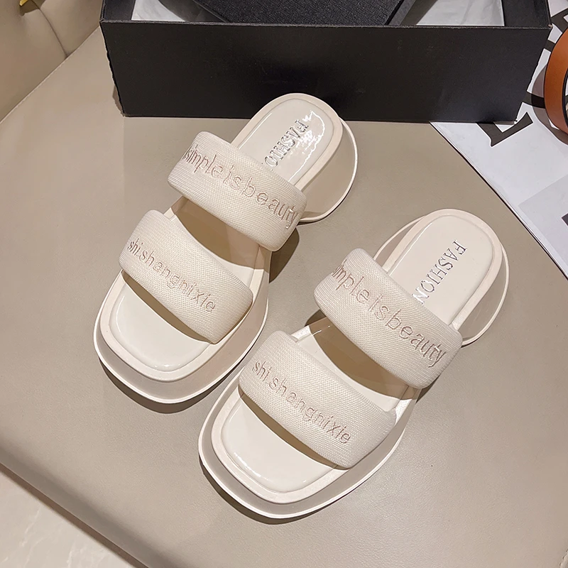 New Summer Women Platform Slippers Square Toe Fashion One Word  Outer Wear Mid Heels Beach Sandals Designer Party Ladies Slides