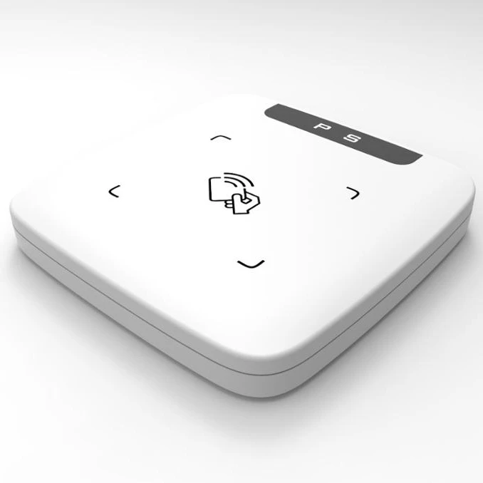 

Настольный компьютер Silion UHF со стандартным RFID кардридером