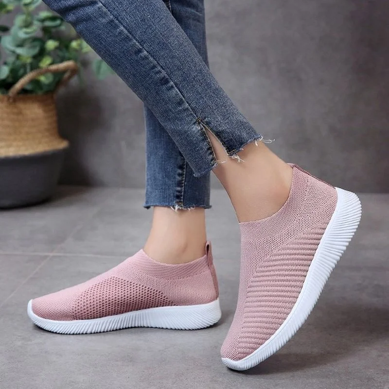 

Summer New Lightweight Flying Woven Large Size Socks Shoes Women Breathable Mesh Casual Flat Bottom Comfortable Women's Shoes