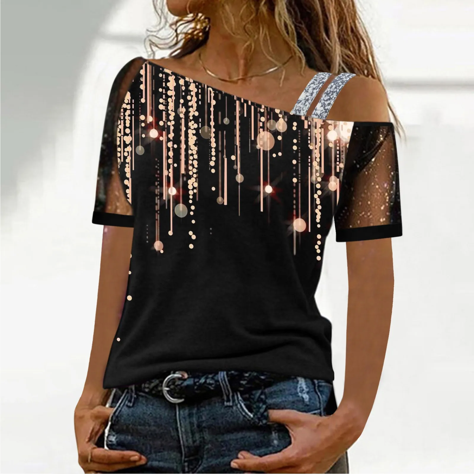

Женская блузка с коротким рукавом, открытыми плечами и блестками