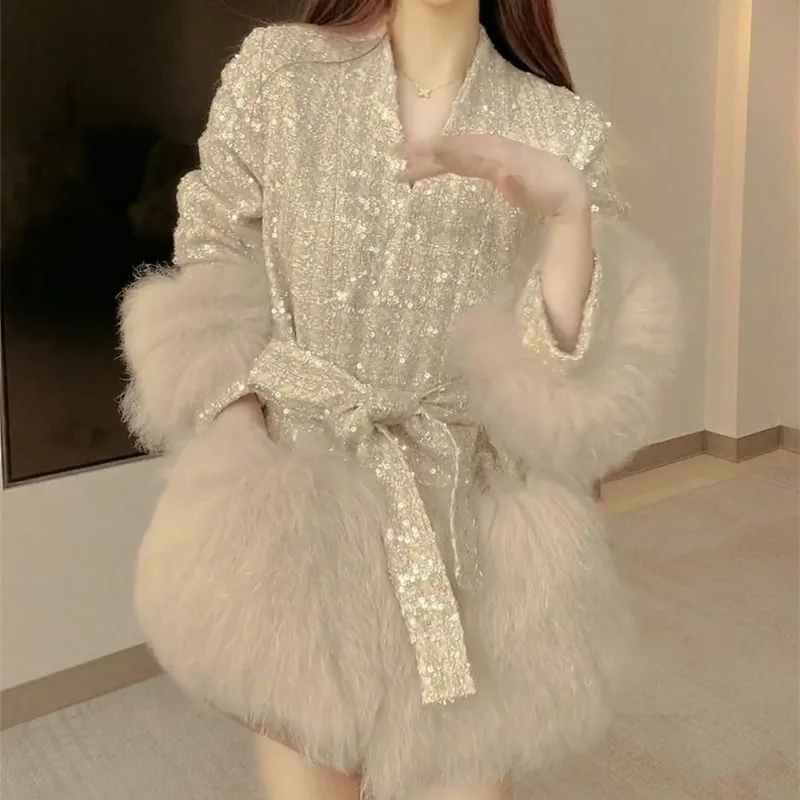 High Sense Winter New Korean Style V-neck Heavy Embroidery Sequins Short Coat Long Sleeve Stitching Fox Fur Clothes for Women