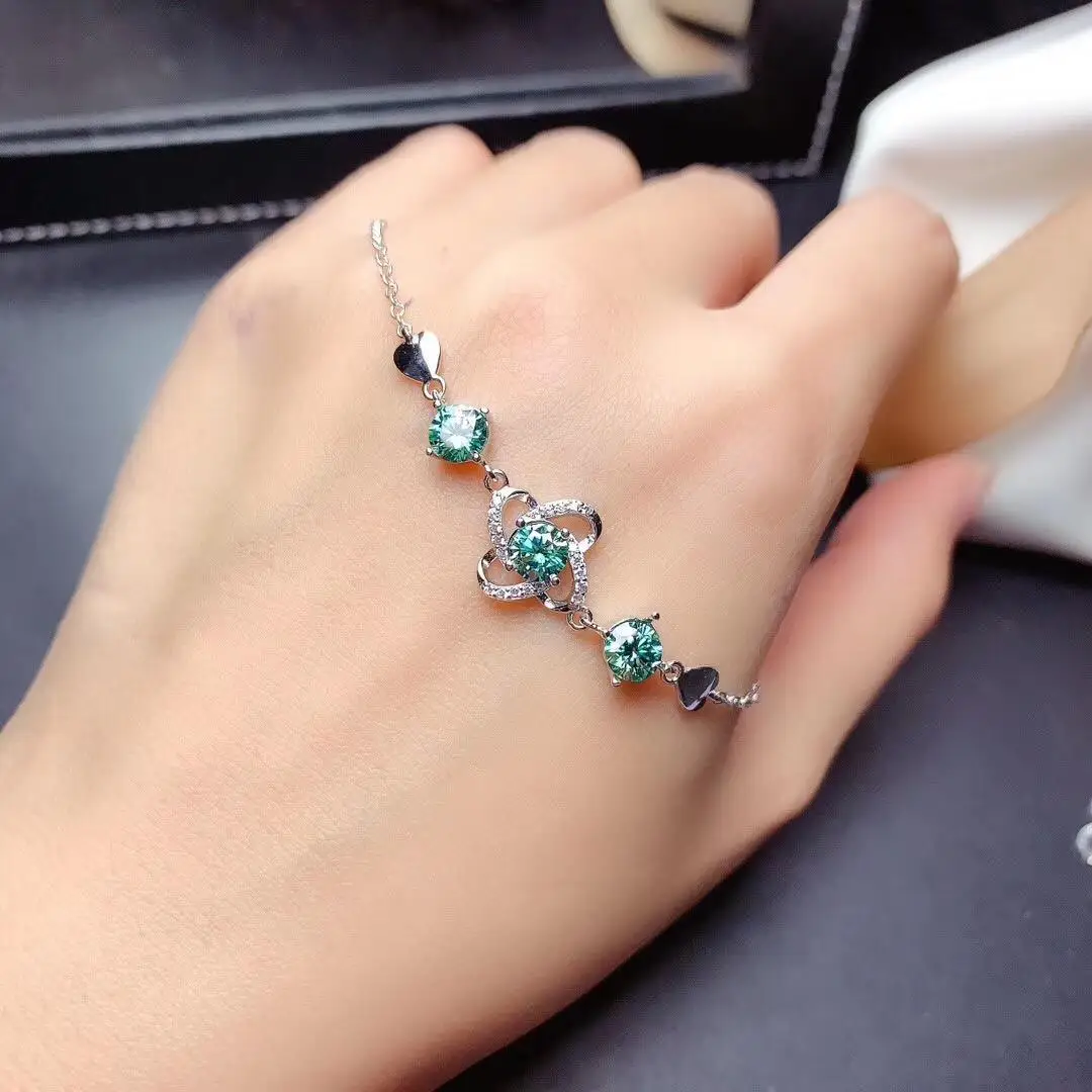 

Bracelet Women Korean Version Sweet Temperament Sterling Silver Plated Classic New Holiday Gift