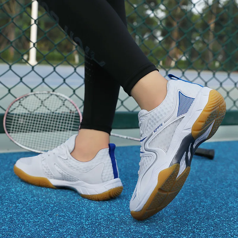 Badminton Women Sports Shoes Men Breathable Fitness Skipping Shoes Competition Non-slip Shock-absorbing Running Tennis Shoes