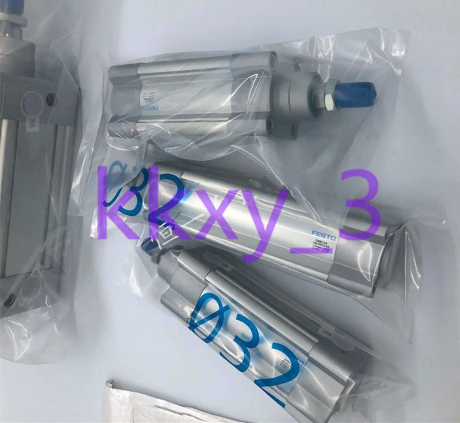 Новый цилиндр FESTO DSBC-32-25-PPVA-N3 1 шт.