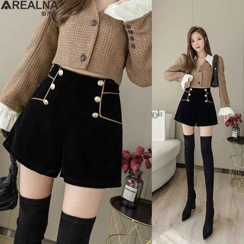 2023 spring High Waist black Women's Office Shorts Wide Legged A-Line Golden velvet Shorts Female Korean loose women shorts 5XL
