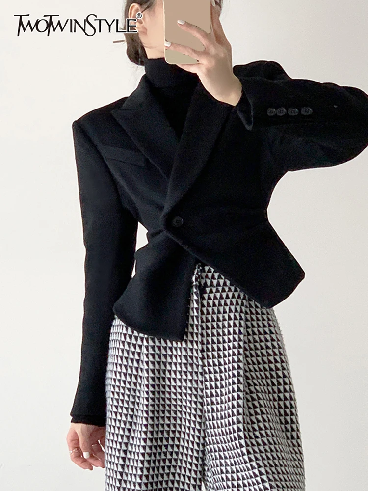 

TWOTWINSTYLE Slim Short Blazers For Women Notched Collar Long Sleeve Single Button Blazer Female 2022 Autumn Chic Fashion Style