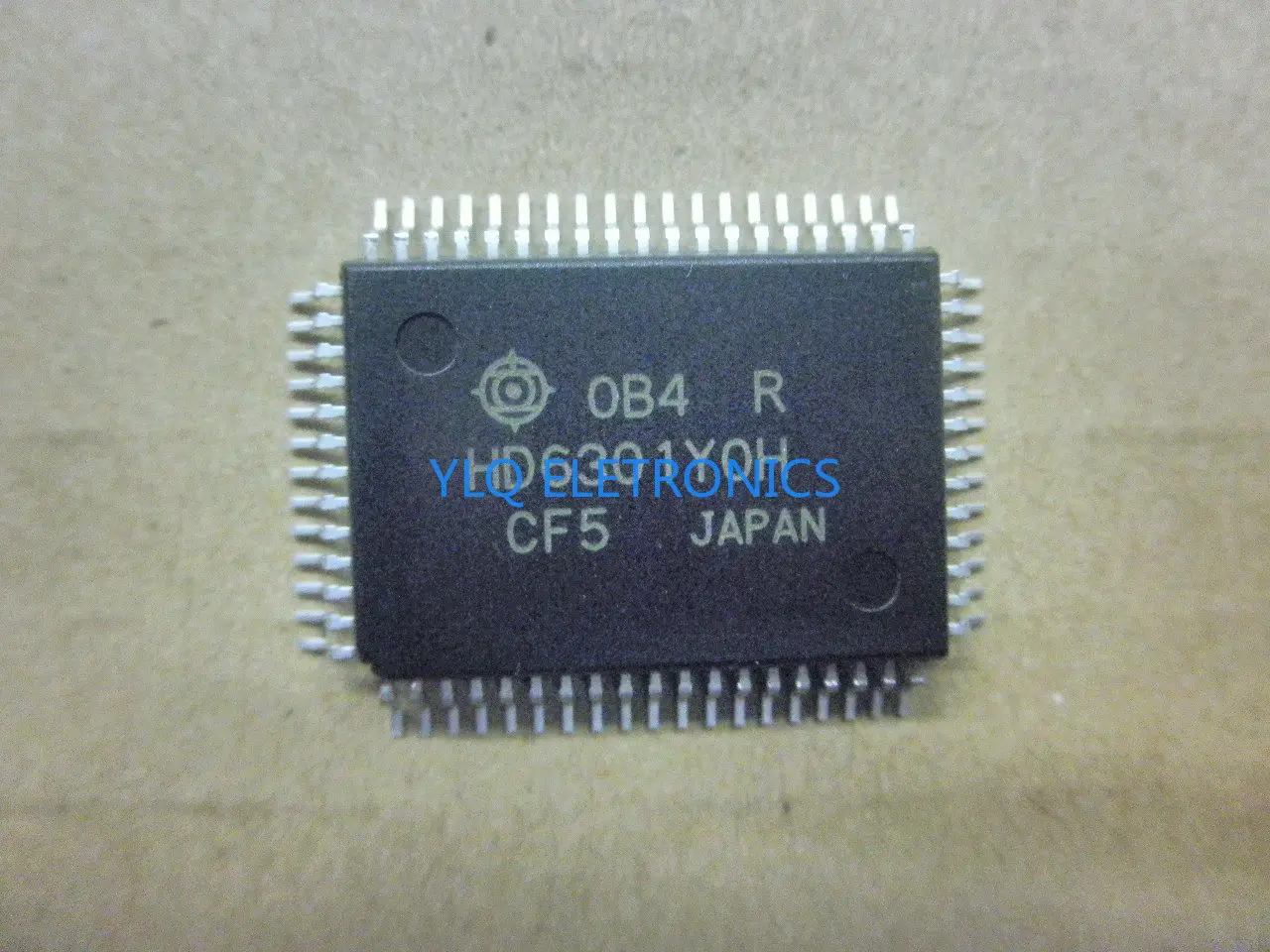 

Оригинальный Новый встроенный чип HD6301YOH HD63B03XF