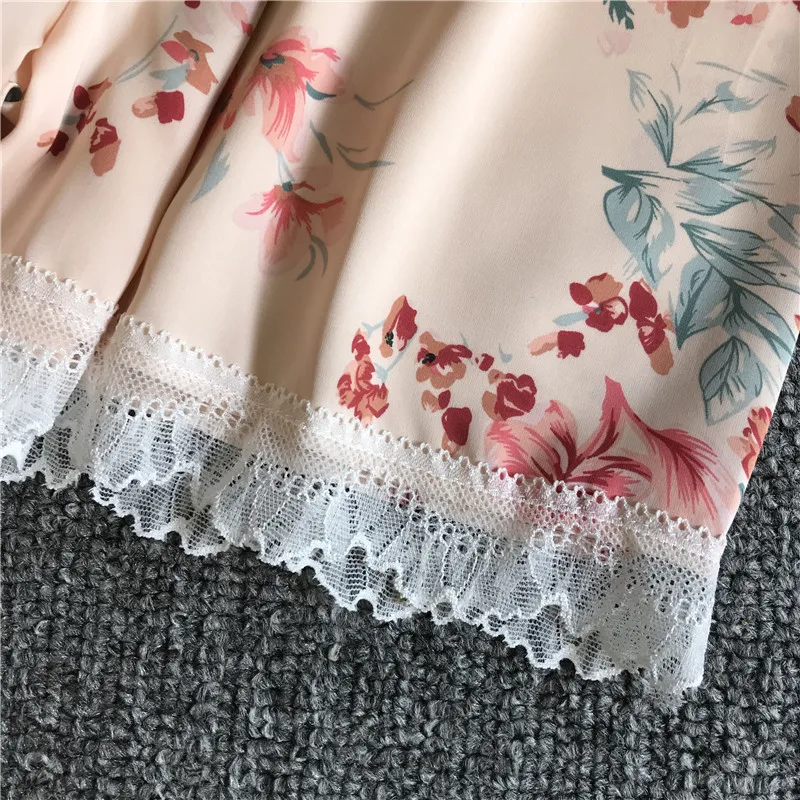 Women's Sleepwear 2 Pcs Sets Tops+Shorts Floral Printed Sexy Lace Satin Sleeveless V-neck Pyjama Sets With Pads